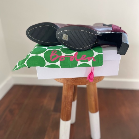 Boden Chelsea boots in burgundy leather and suede - Picture 5 of 9